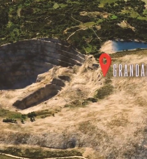 THE GRANDAO PIT WITH THE TEMPORARY WASTE ROCK FACILITY ON ITS EASTERN SIDE thumbnail image